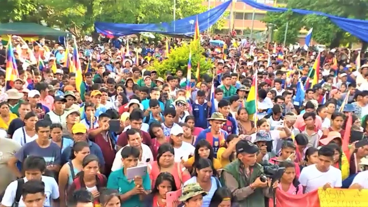 Bolivia: Concentración de jóvenes en Eterazama municipio de 