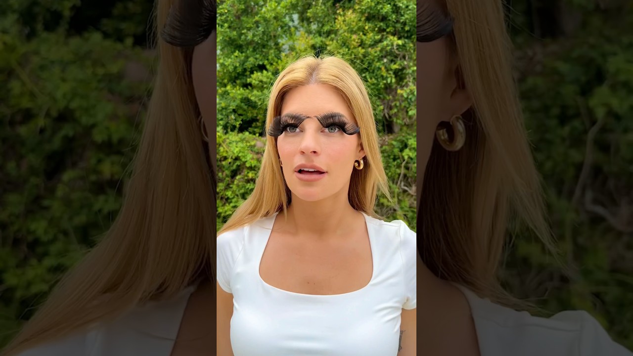 When she wears long eyelashes #hannahstocking #anwar #shorts