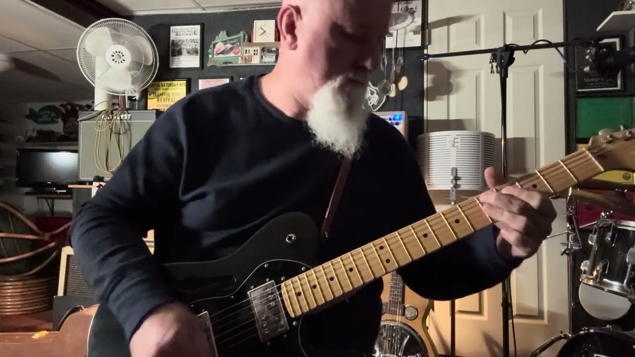 It’s sloppy but man it’s fun 🔥🇺🇸🎸❤️😂😂😂￼ 