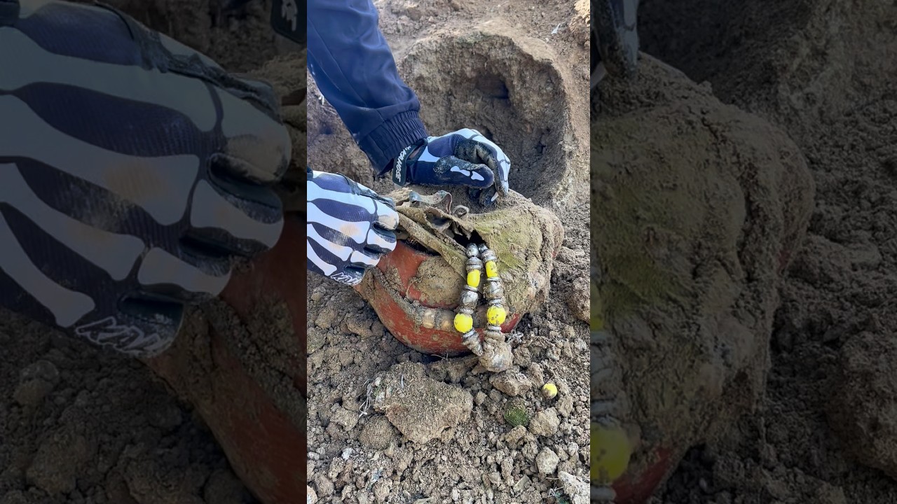 Treasure Hunter find jar full of jewelry #treasurehunt #XHunter