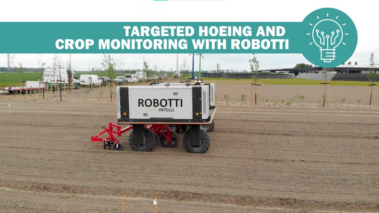 Targeted hoeing and crop monitoring with Robotti