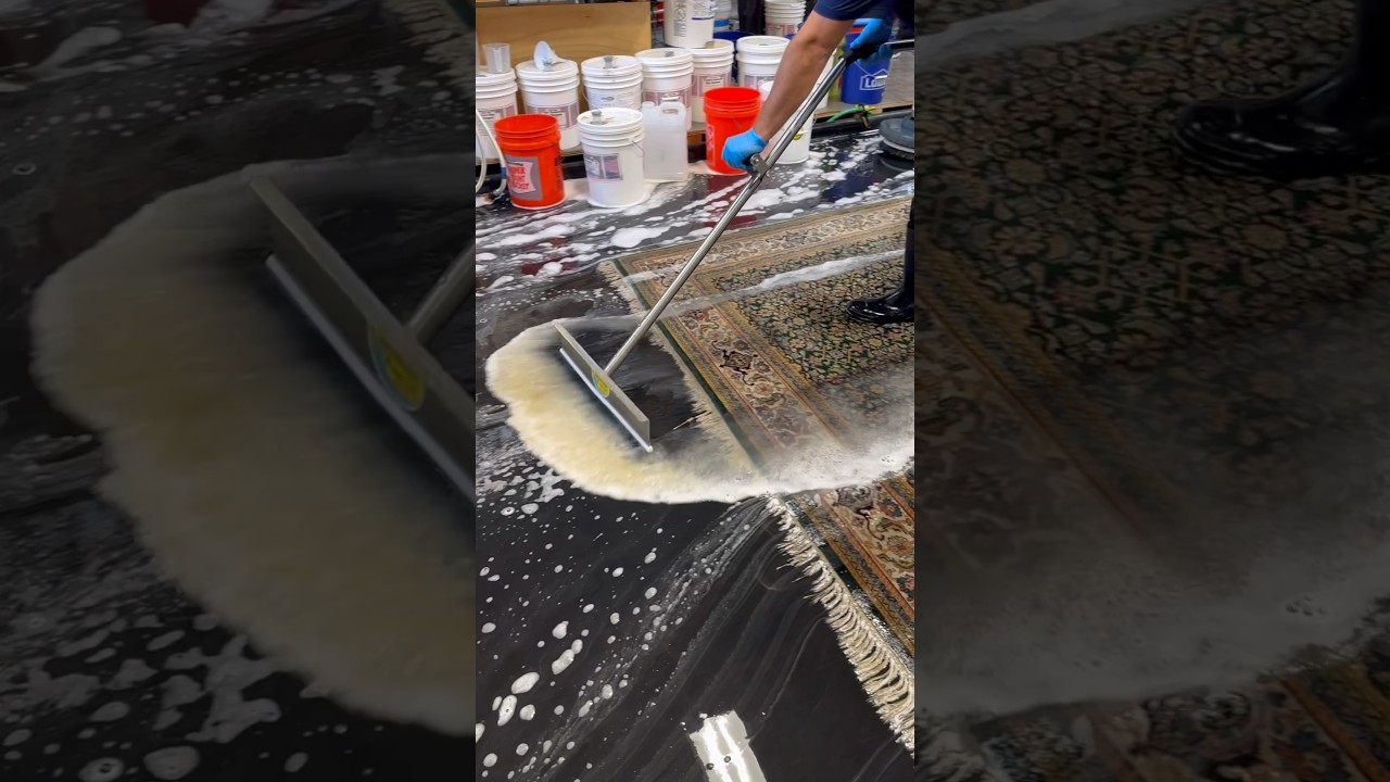 How To Clean Area Rugs! #rugwashing #satisfying #cleanwithme #dirty #cleaningvlog