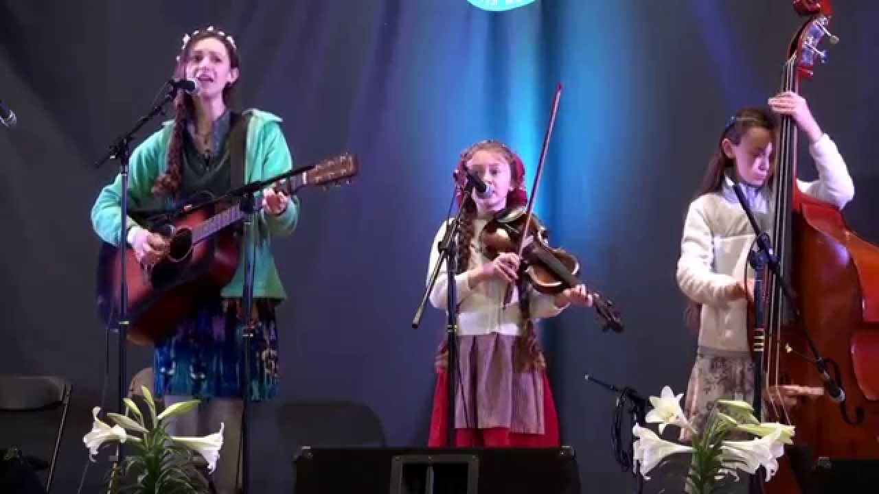 The Burnett Sisters - I'm Going Up