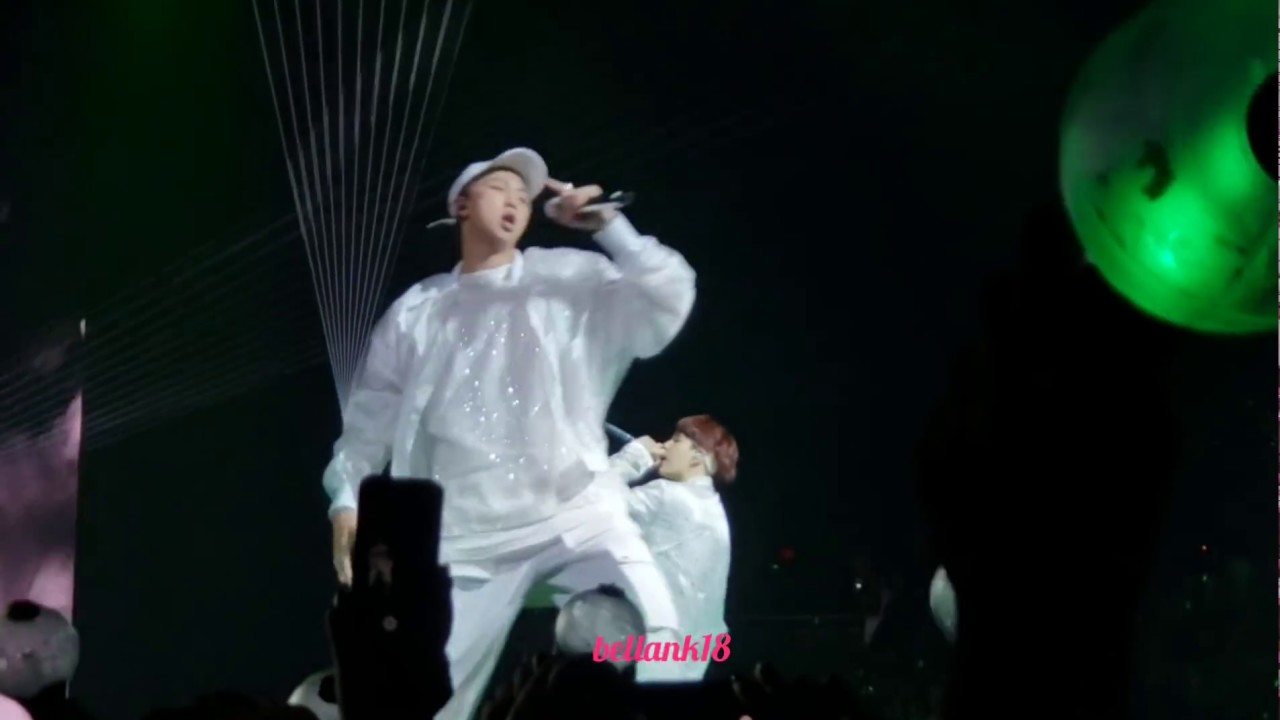 180916 BTS 'Love Yourself Tour' Fort Worth Day 2 (TEAR)