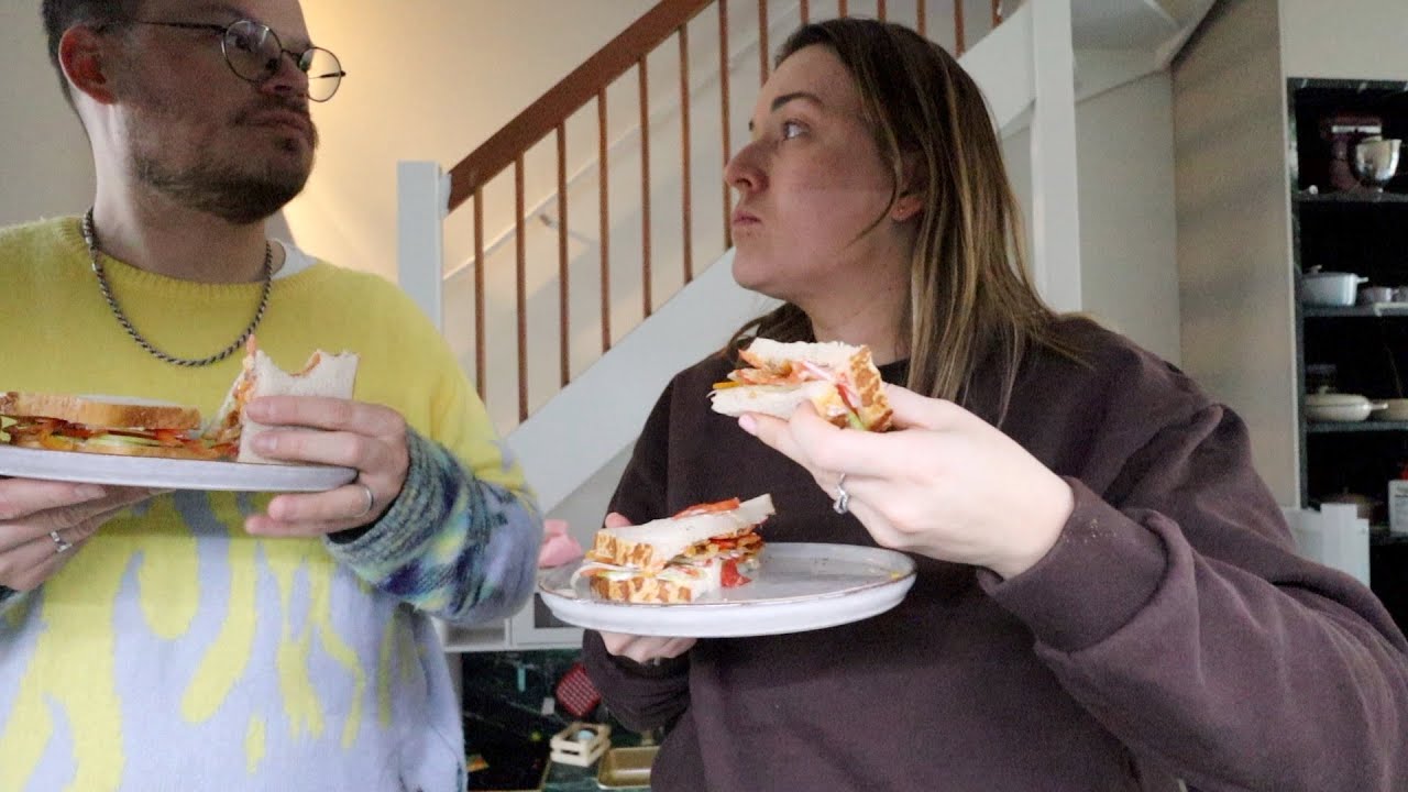 Ik maak de meest viral TikTok-groentesandwich na | Vloggloss 2978