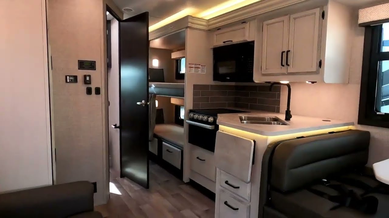 New 2023 Jayco GREYHAWK 31F Motorhome For Sale In Chicago, IL