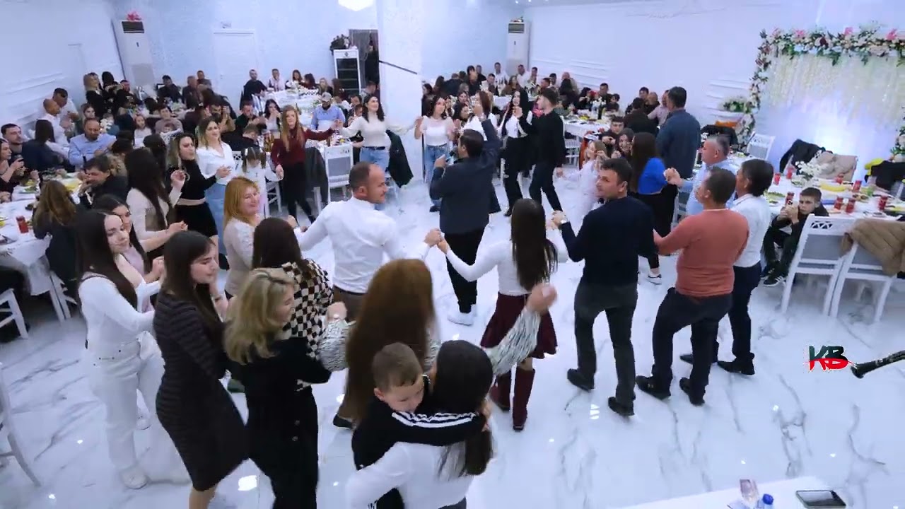 🎄❄️Koncerti Organizuar nga Klevis Muça / Saimir Ahmeti, Ani Myzeqarja🎄❄️  ( Video -1 )