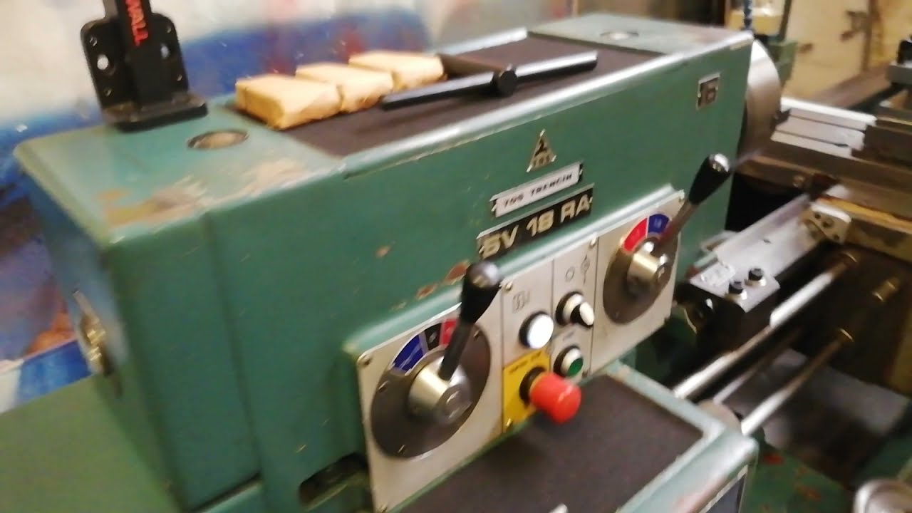 Soustruh hrotový SV 18 RA  - nejdelší verze  1250 mm. S odečítáním Newall