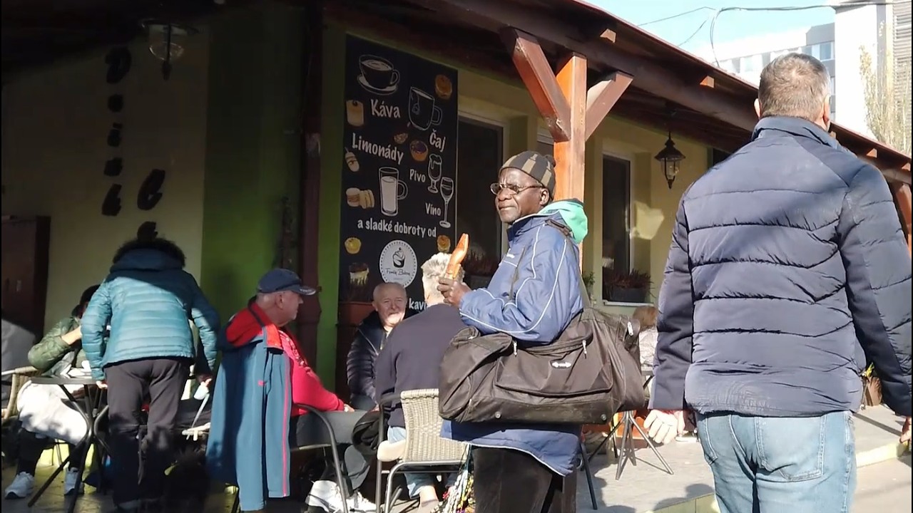 🇸🇰 Bratislava /Miletičova Market walkthrough (largest open-air market in Slovakia)