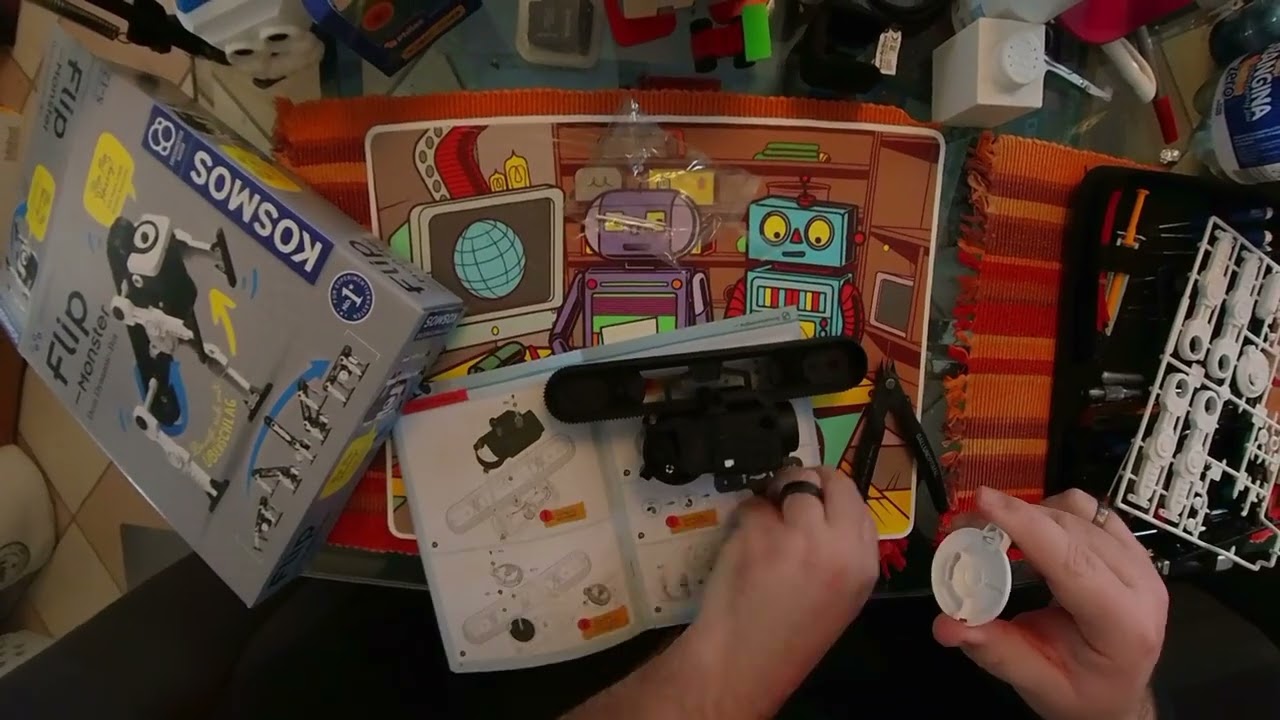 Kosmos Flip-Monster Dynamic Bot Roboter Timelapse Build