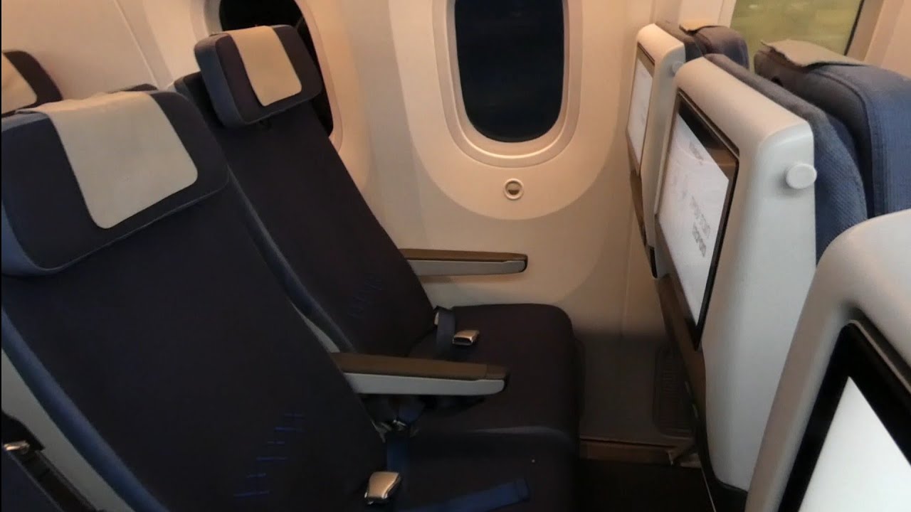 ELAL Boeing 787-8 full flight from Tel Aviv to Athens, April 2022