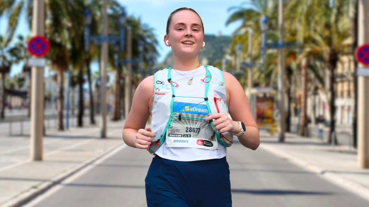 Try and beat the Barcelona half marathon cut off with me *slow runner*