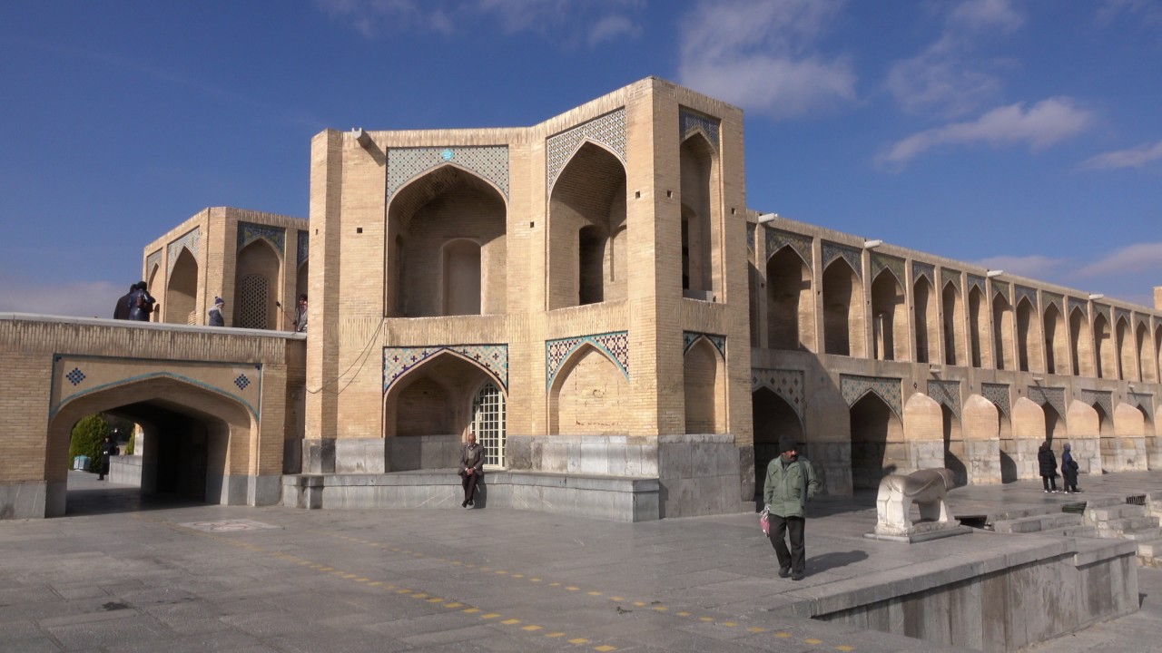 Siosepol & Khajoo Bridges, Isfahan, Iran in 4K