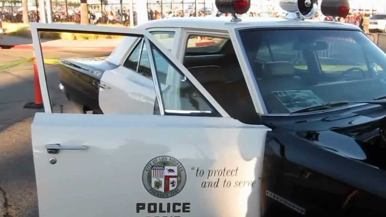 Classic police cars - 1969 LAPD Plymouth Belvedere with 330 HP V8 engine