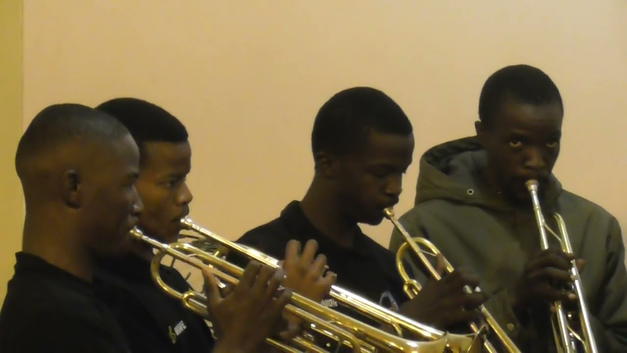 !Khuba ta ga u ha by Symphony Brass Band