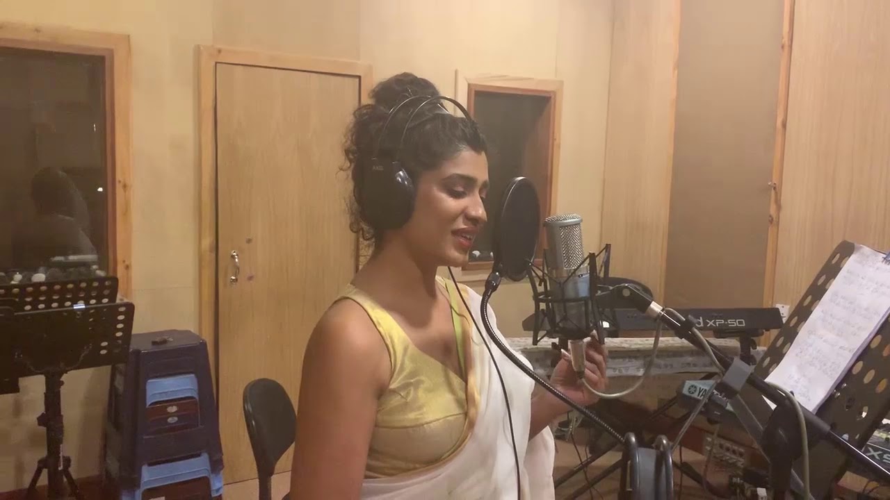 Danthapura Daladawa Regena A Mahilawa - Dr. Nuwandika Siriwardena