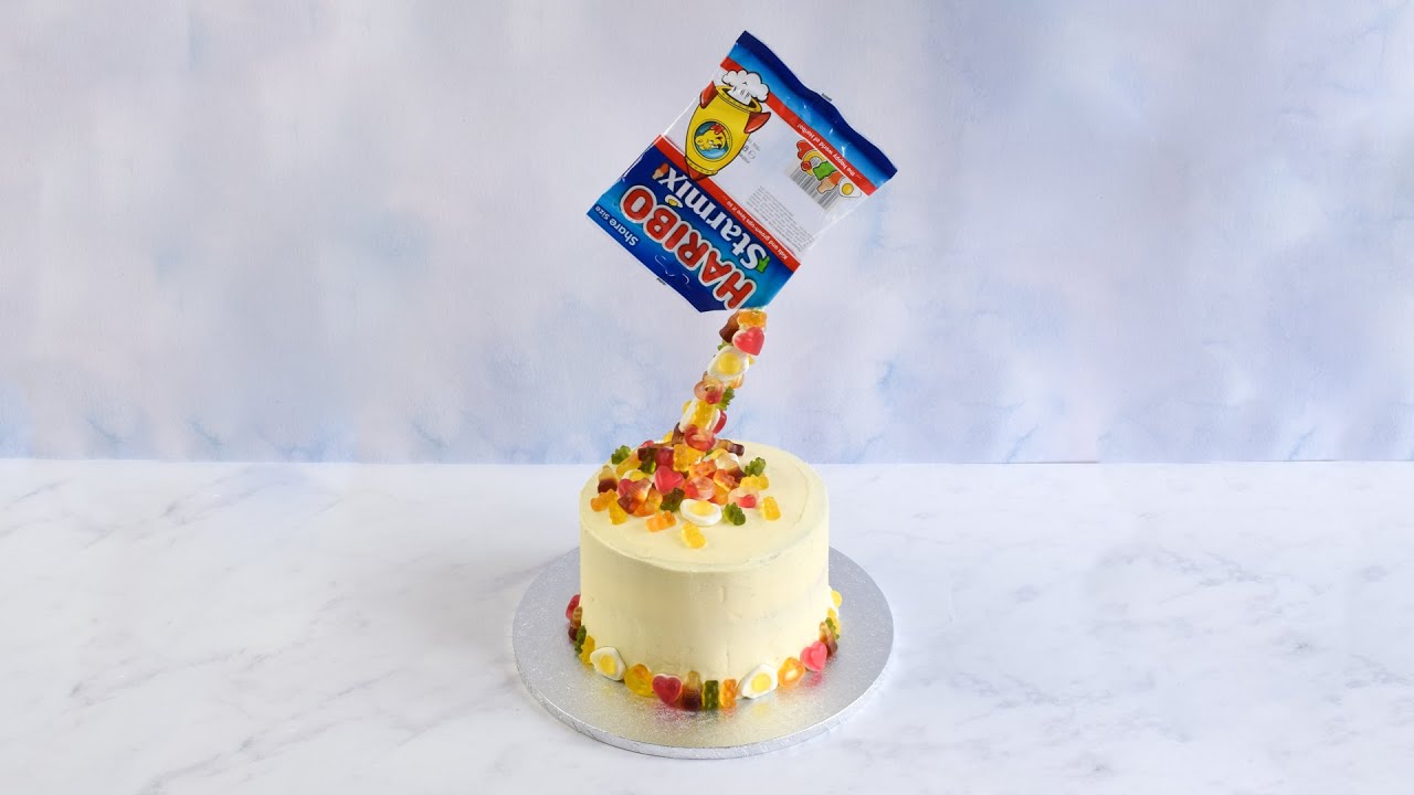 (Ad) Easy Anti-Gravity Cake Recipe with HARIBO Starmix