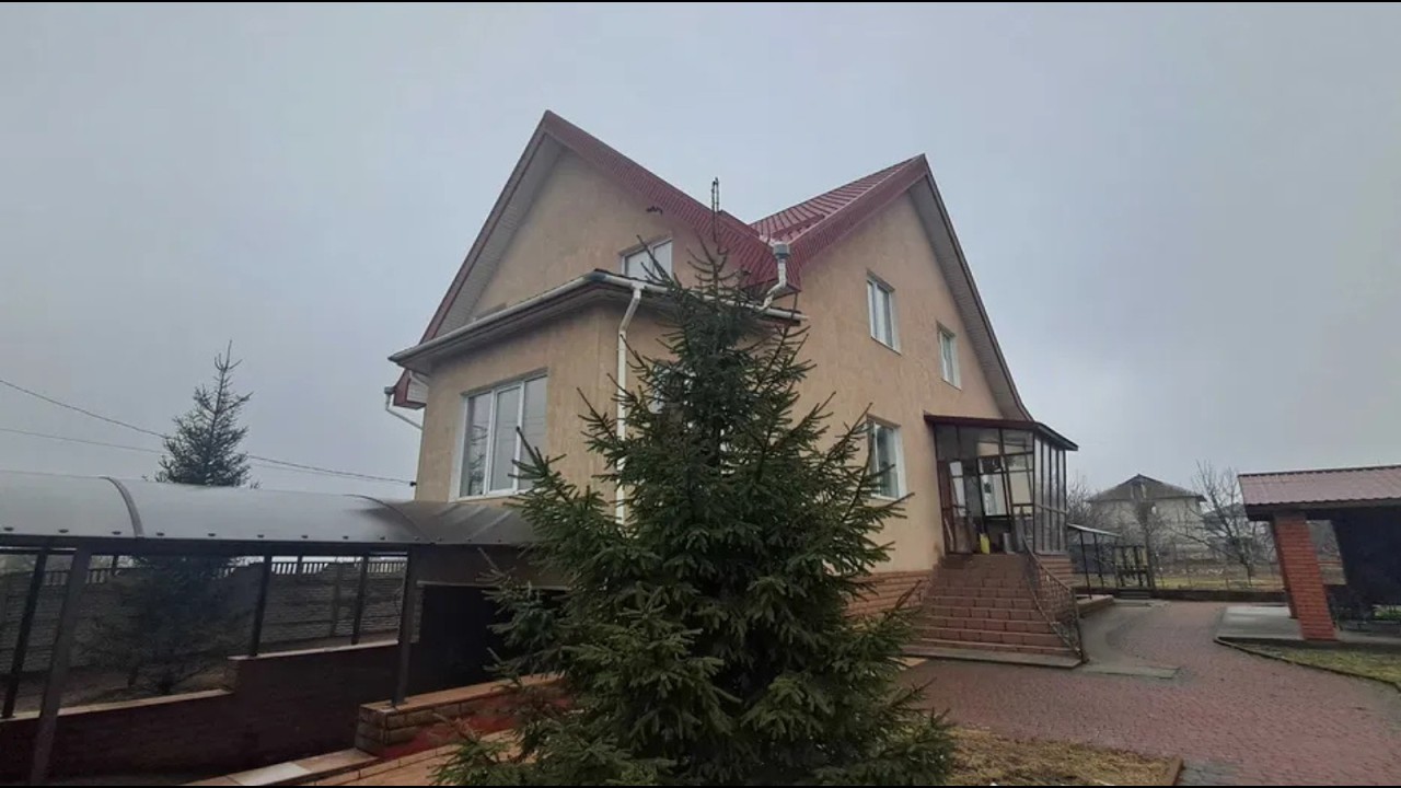 400 м² розкоші з сауною, спортзалом і садом — будинок, у якому є ВСЕ!