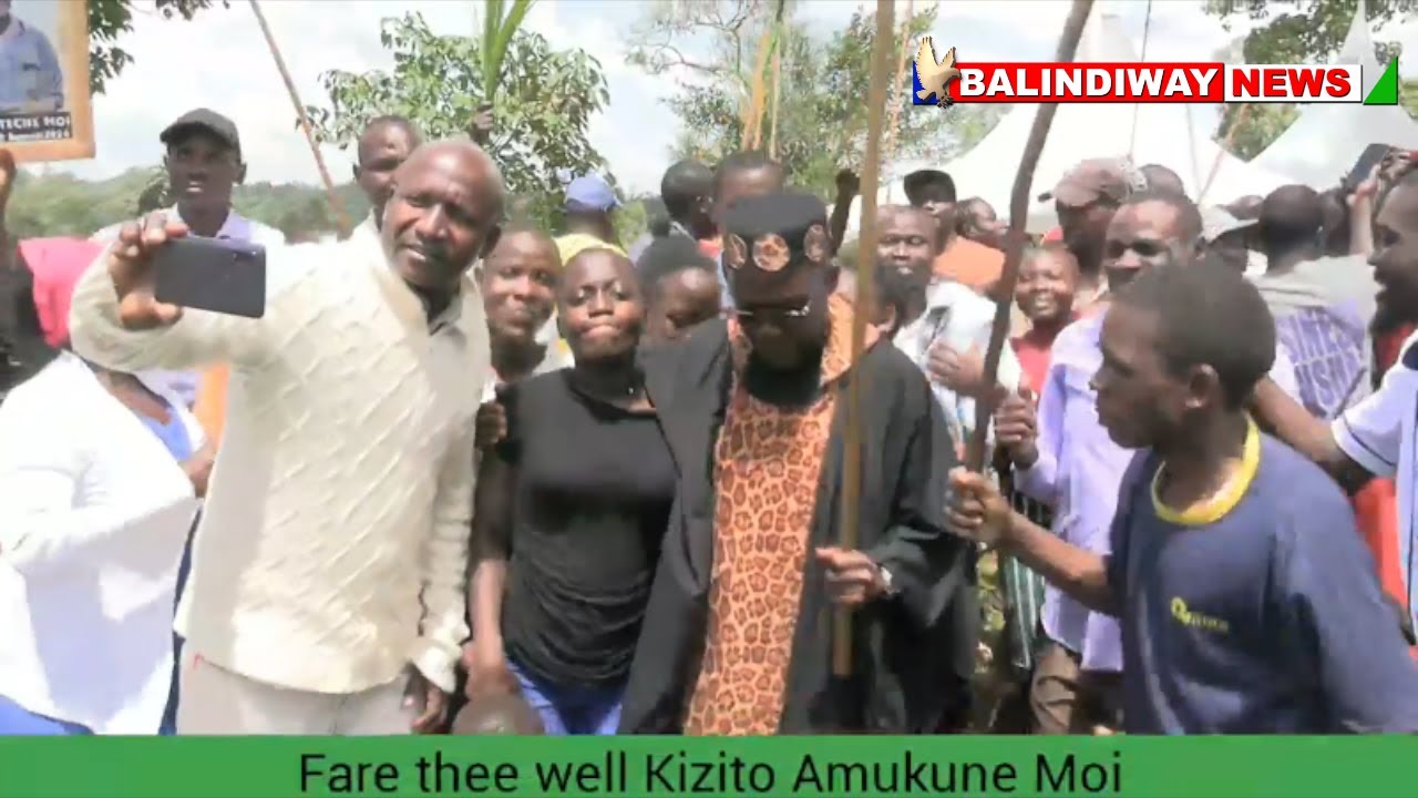 KHALWALE DANCES WITH LADIES DURING THE BURIAL OF HIS BULL'S CARETAKER IN KAKAMEGA!