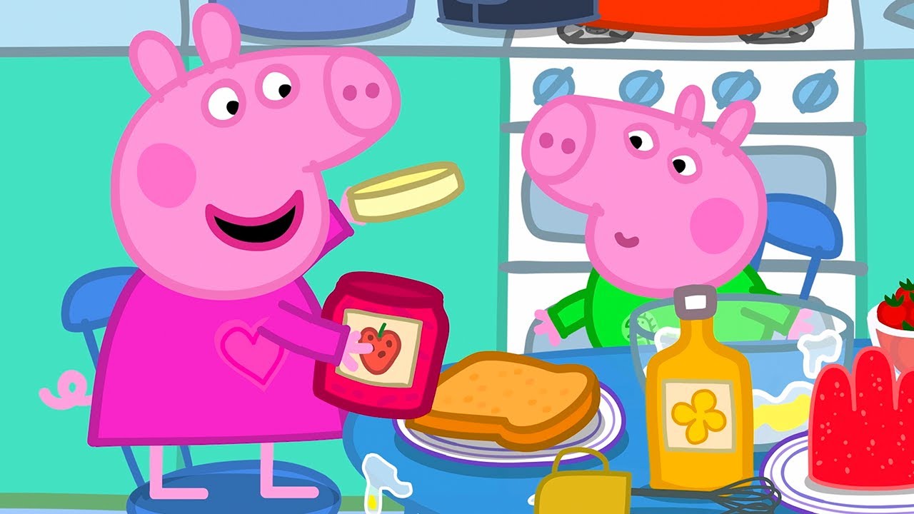 Peppa Pig Makes Breakfast For Mommy Pig 🐷 🍳 Playtime With Peppa