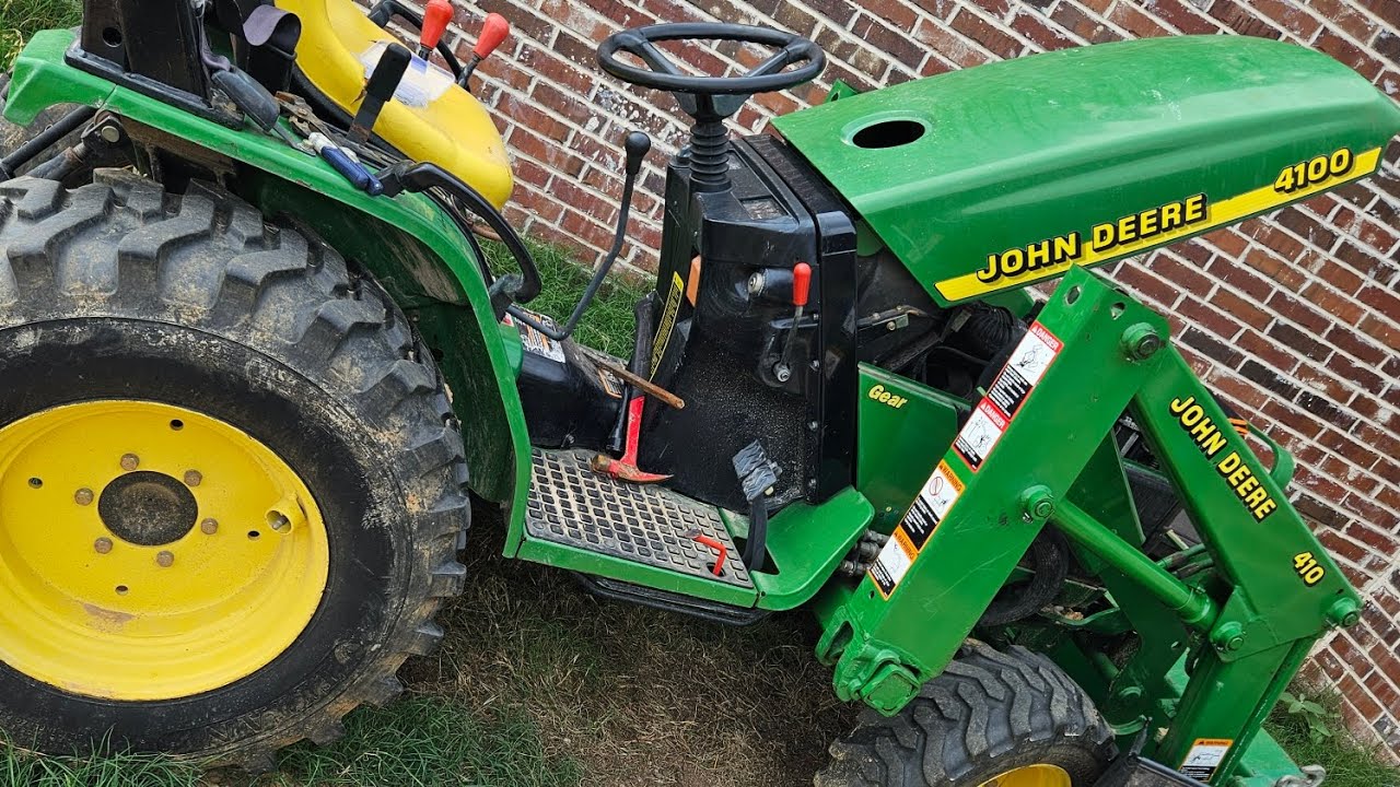 2000 JohnDeere 4100 hydraulic fluid/transmission fluid