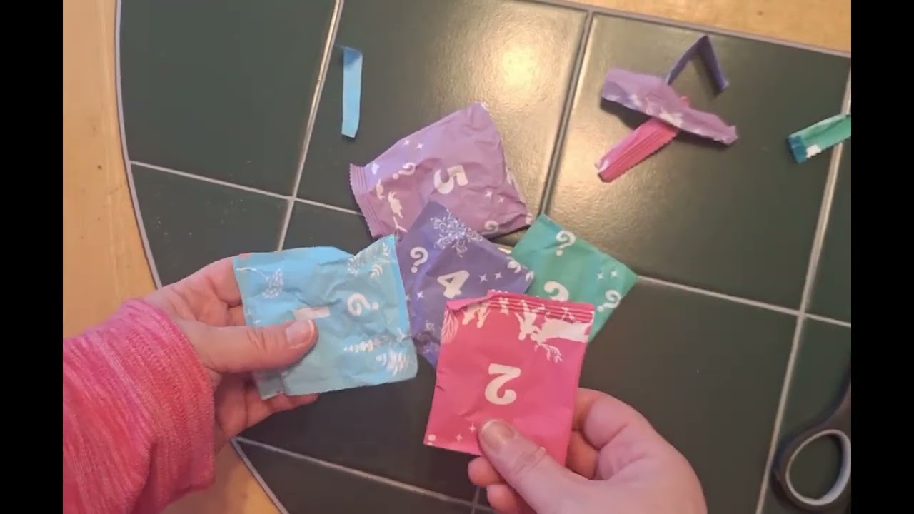 Mattel Disney Frozen Anna Fashion Doll Set Unboxing and Review + 5 Surprise Accessory Bags Opened!