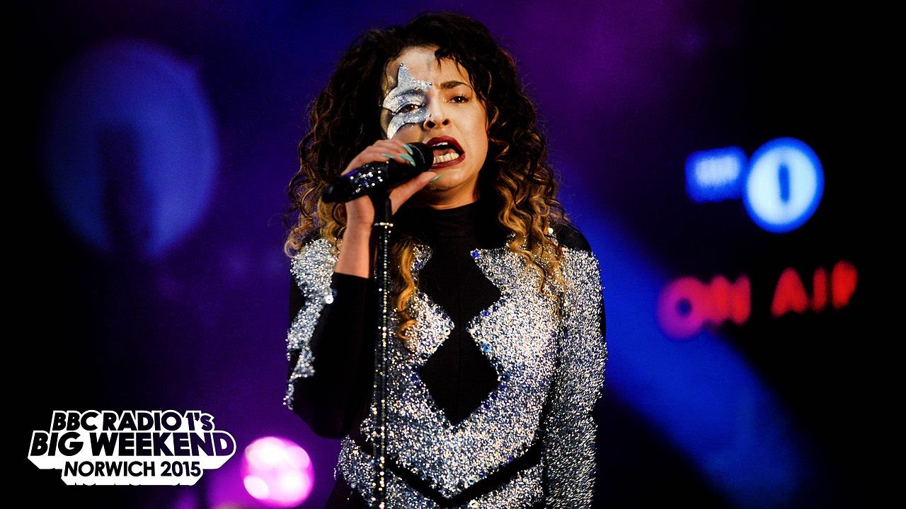 Ella Eyre - Radio 1's Big Weekend