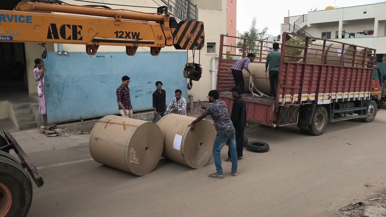 Unloading Of Heavy Raw Material Reels #corrugatedbox #rawmaterial #boxmanufacturer #bestdeal #callus