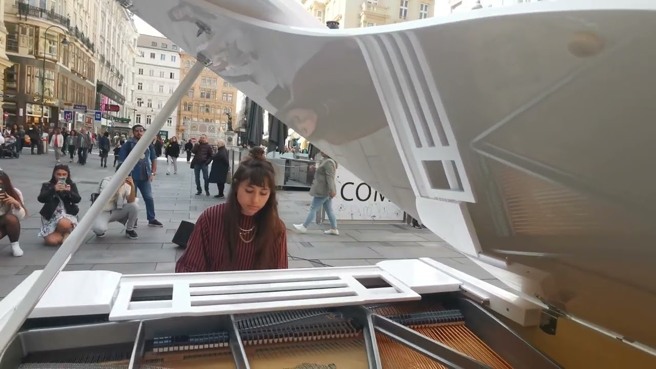 Playing Matilda (Oskar Schuster) on a Grand Piano in Vienna