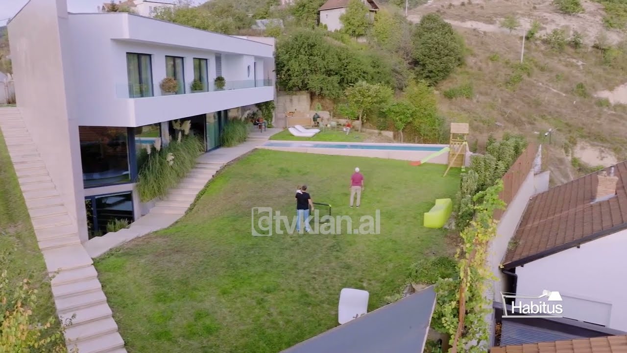 Sht&euml;pia ku bashkohet natyra me arkitektur&euml;n, Ideal Vejsa tregon m&euml;nyr&euml;n si u nd&euml;rtua