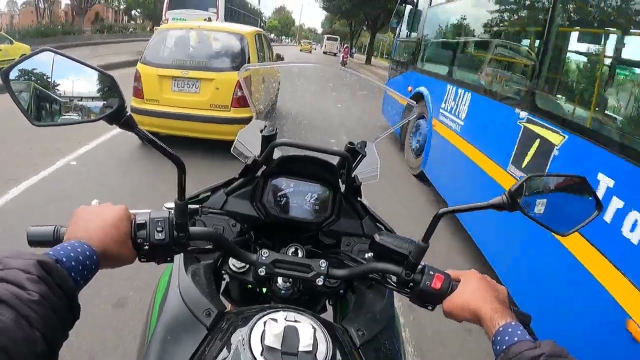 versys 650 bogota, Es buena en ciudad ?