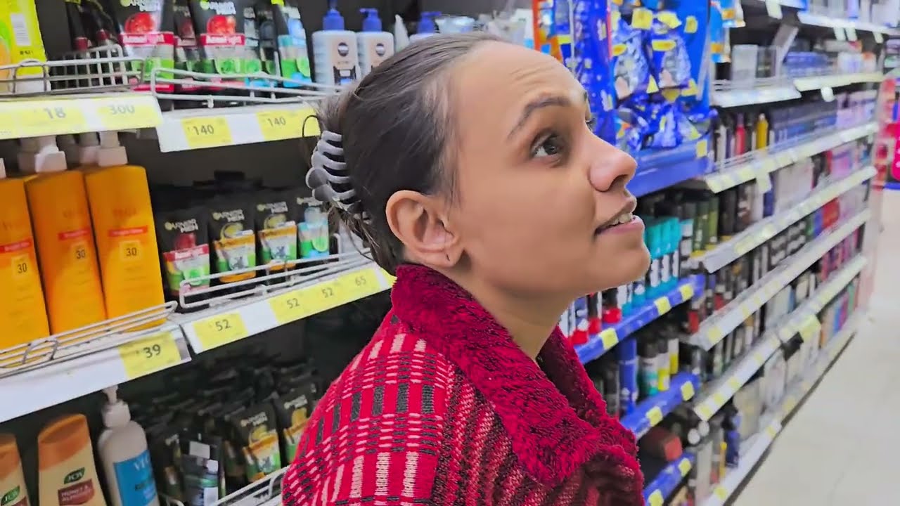 SHOPPING MALL VLOG kaunsa diaper sasta padega? 💸🚼👼