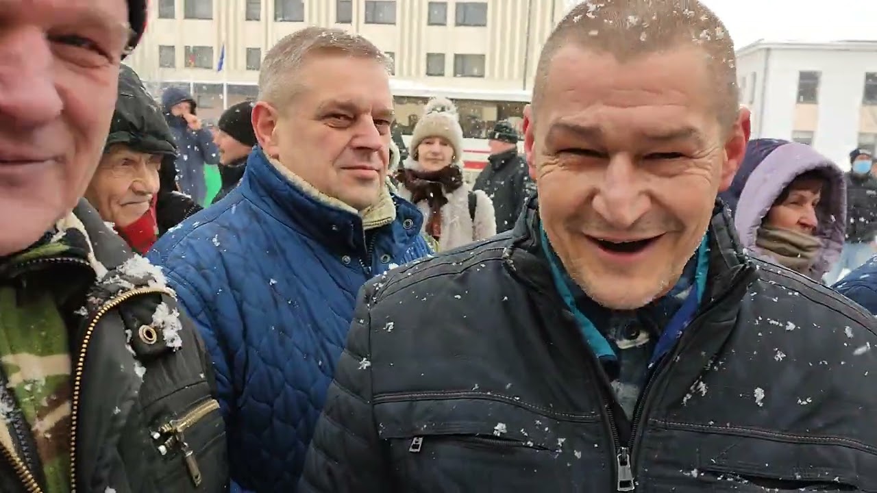 Tapinas , Raskevicius ir Povilionis surengė šou  Ukmergėje 2022 02 02