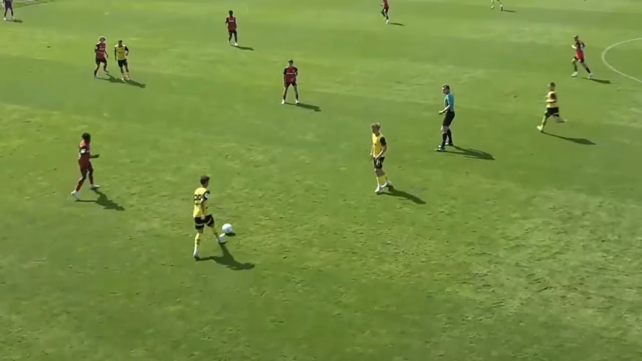 Samuele Inacio vs Bayer Leverkusen U19 / (31-08-2024) / Borussia Dortmund / 2008