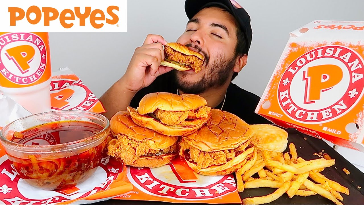 Trying Popeyes Sandwich In Bloves Sauce • MUKBANG
