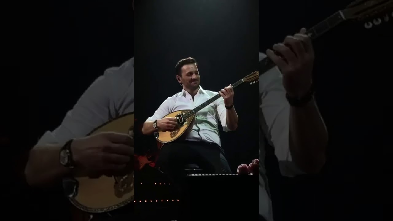 Nikos Vertis plays bouzouki Live in Bucharest Romania 🇷🇴 27-28/02/2020