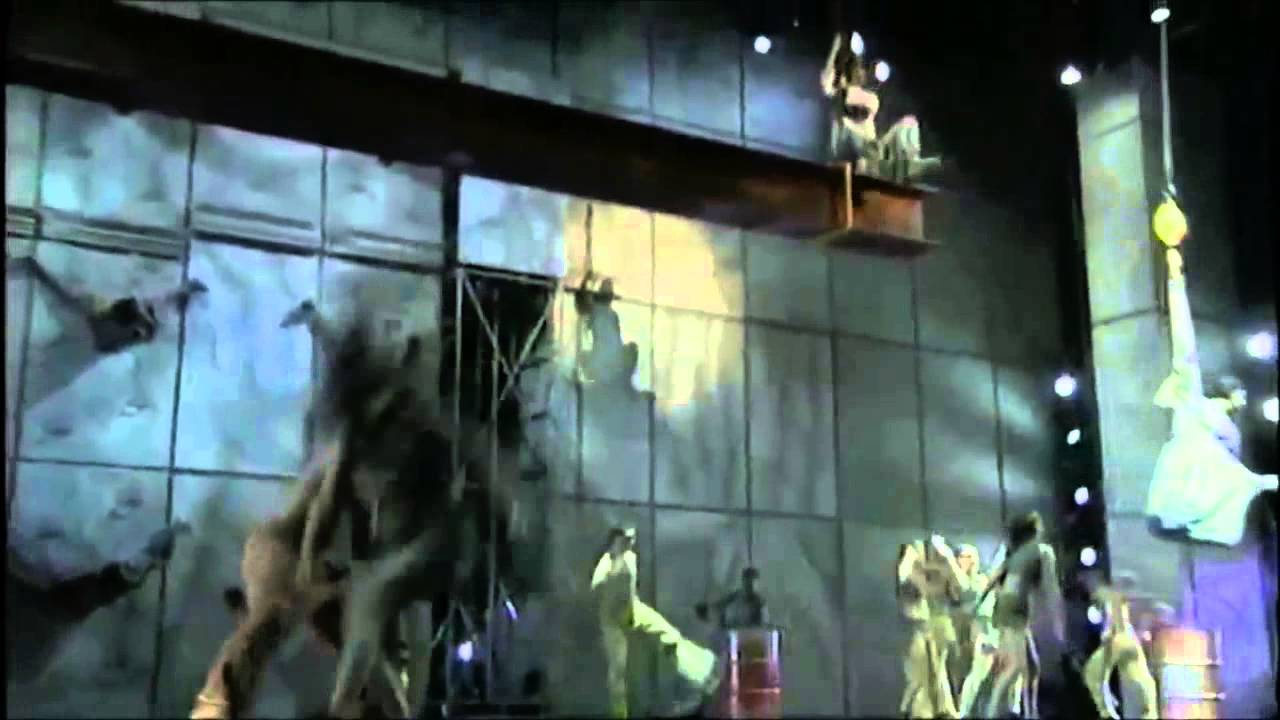 Notre Dame De Paris - La Corte dei Miracoli (Clopin, Esmeralda e Gringoire) - Con testo