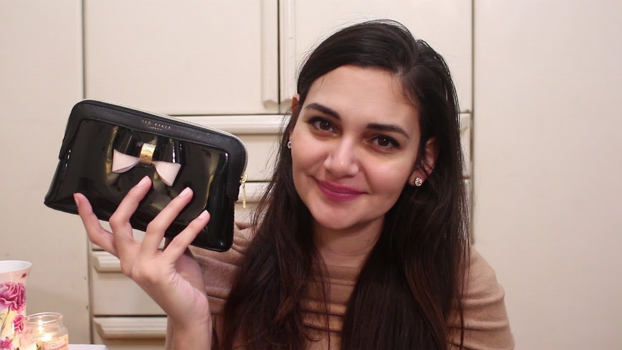 What's in my makeup bag// Mirna's Makeup