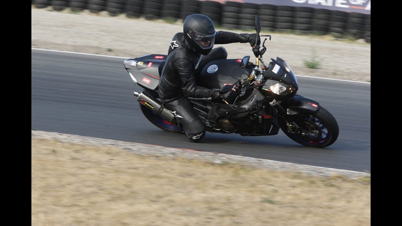 circuit zandvoort rondetijd 2m21s (MCT) aprilia tuono 1000R