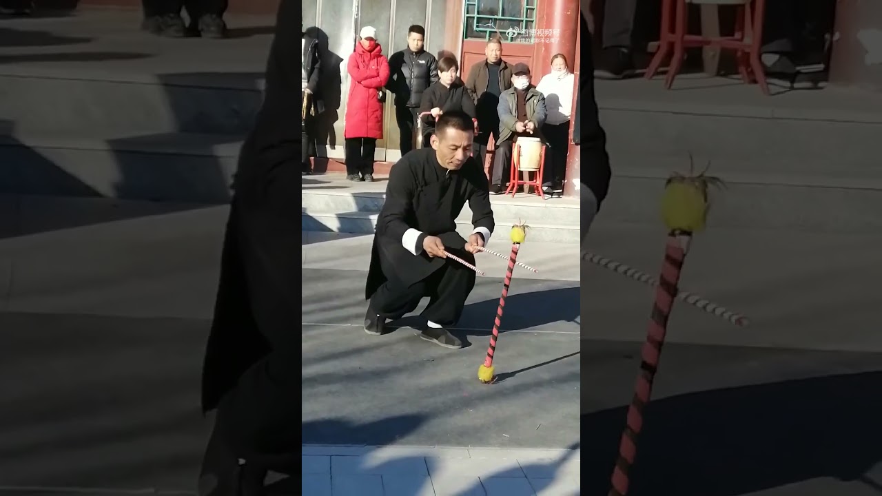非遗杂耍：打花棍