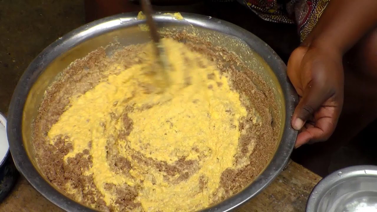 Gâteau de mais au cacahouetes