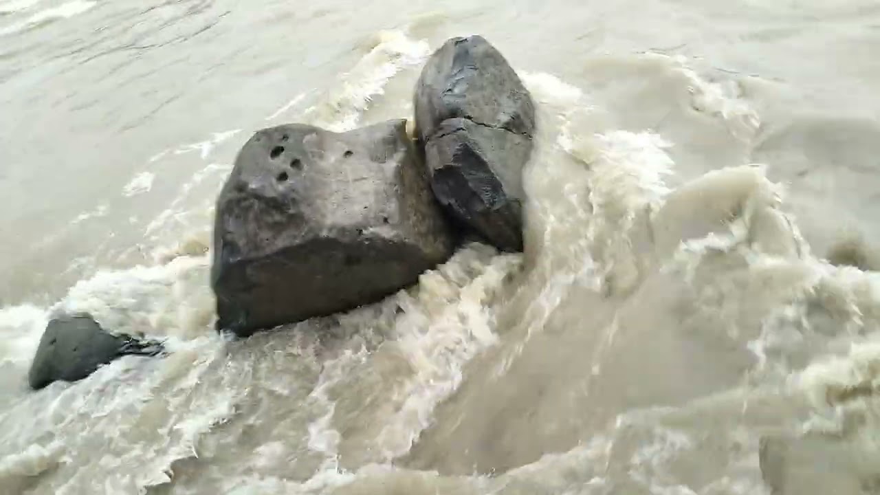 Bogor ujan kawan 24 jam setiap hari musim ini sungai tajur pasir mukti 