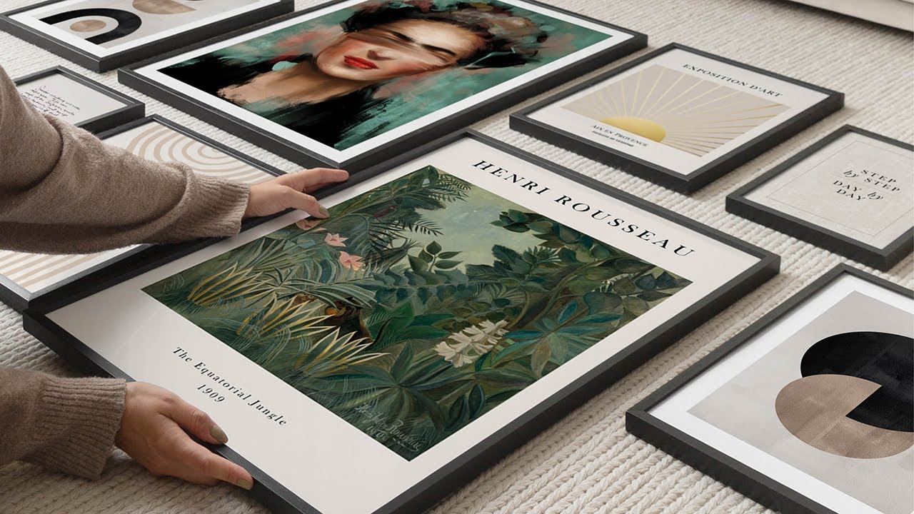 HOW TO BUILD YOUR GALLERY WALL