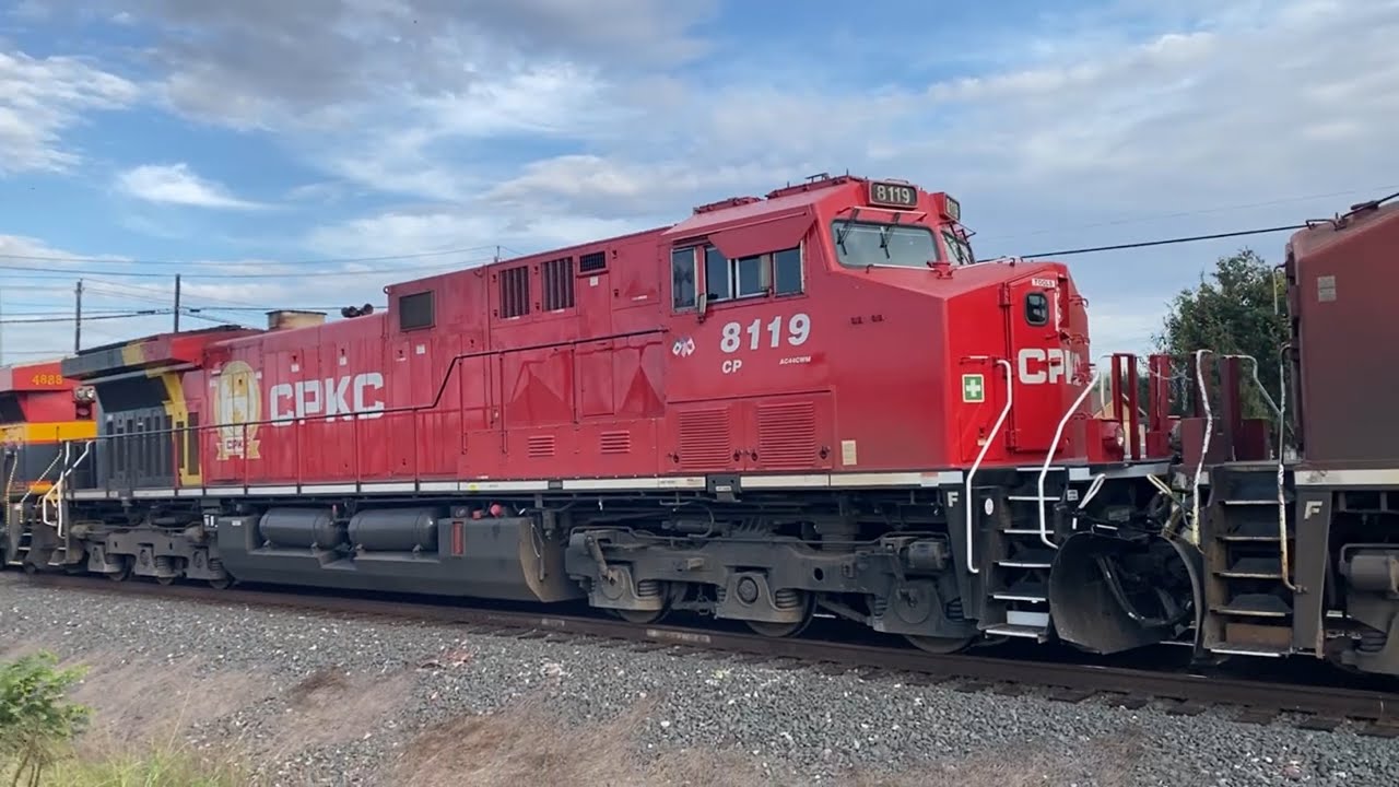 CPKC AC44 and More! - Trains from 122225