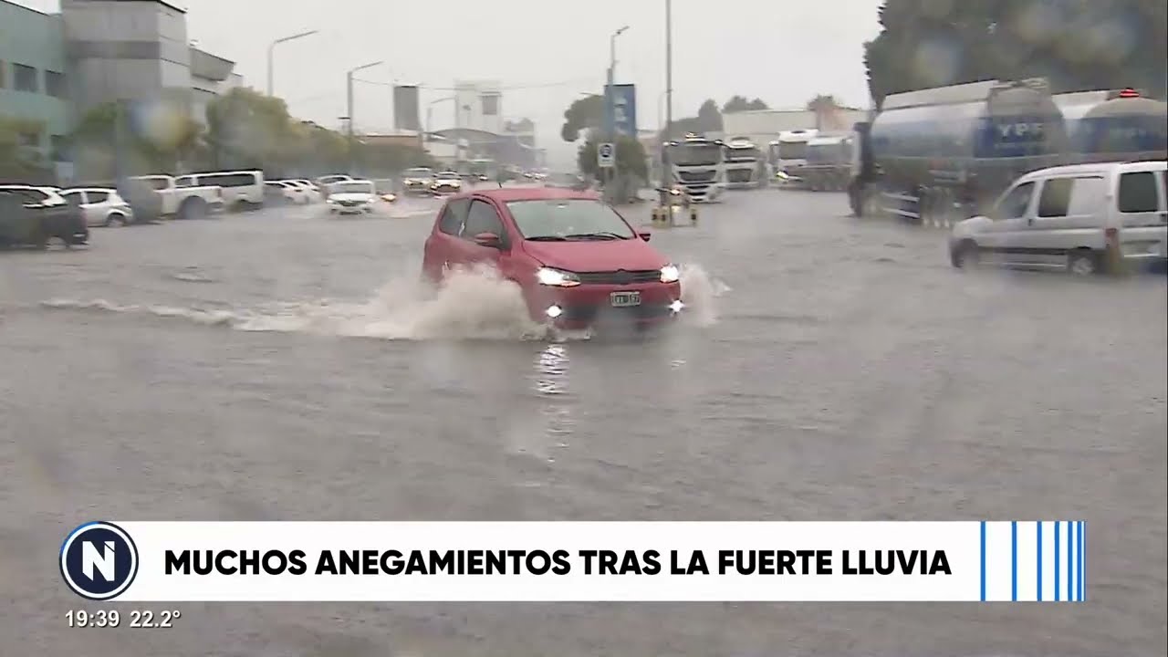 MUCHOS ANEGAMIENTOS TRAS LA FUERTE LLUVIA