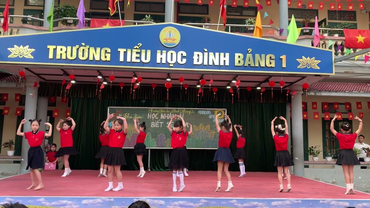 Múa: Nấu ăn cho em