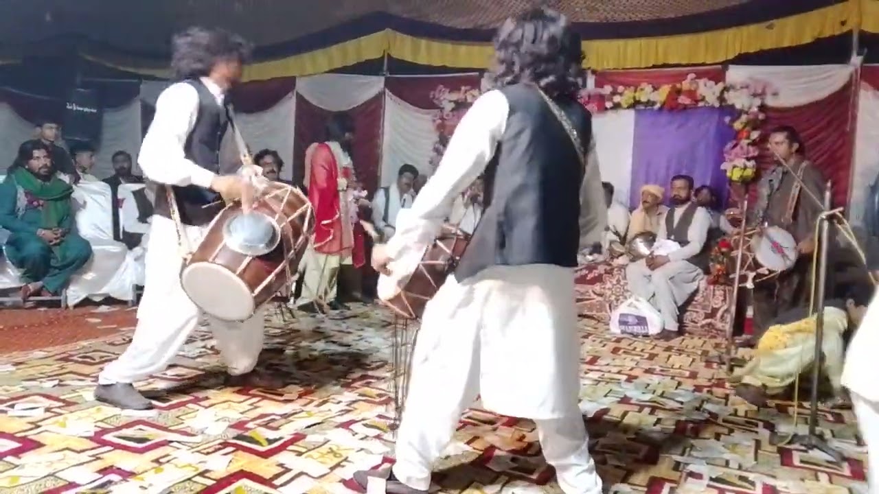 Dil kithe khada Hai yah bhul gaya Kamlll performance Ki Kia khany Bhaiyo