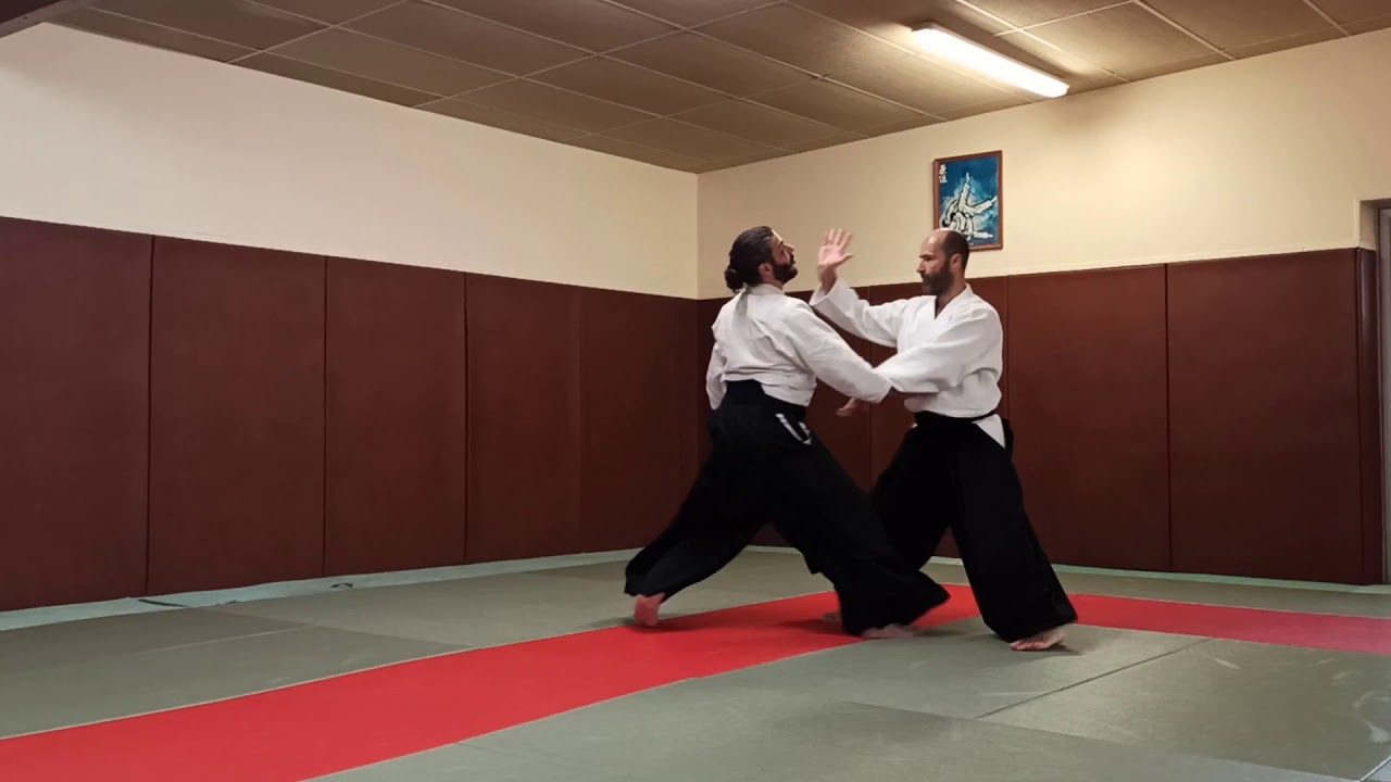 Technique Aïkido | Tachi waza - Chudan tsuki - Ikkyo