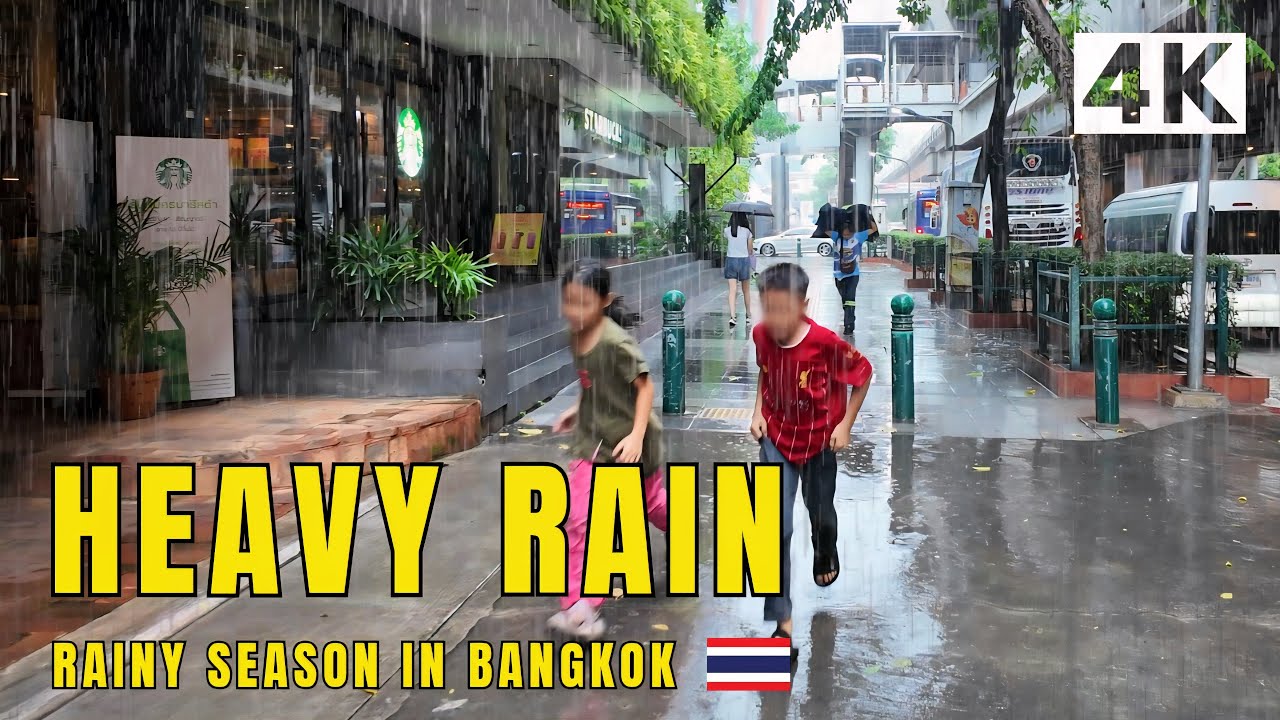 [4K] Heavy Rain Walk in Bangkok 🇹🇭 (ASMR - Heavy Rain Sounds under Umbrella)