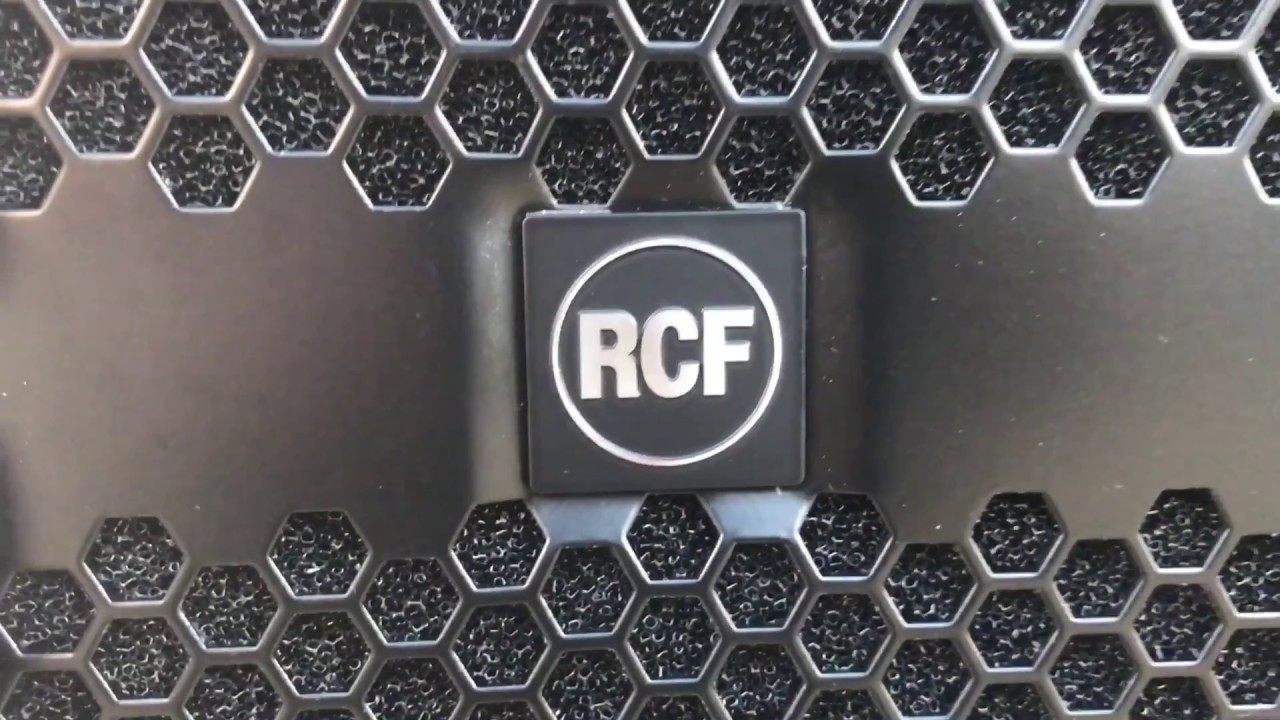 Демонстрационный комплект RCF SUB 9007-AS: двойной 21-дюймовый сабвуфер мощностью 7200 Вт и карта...